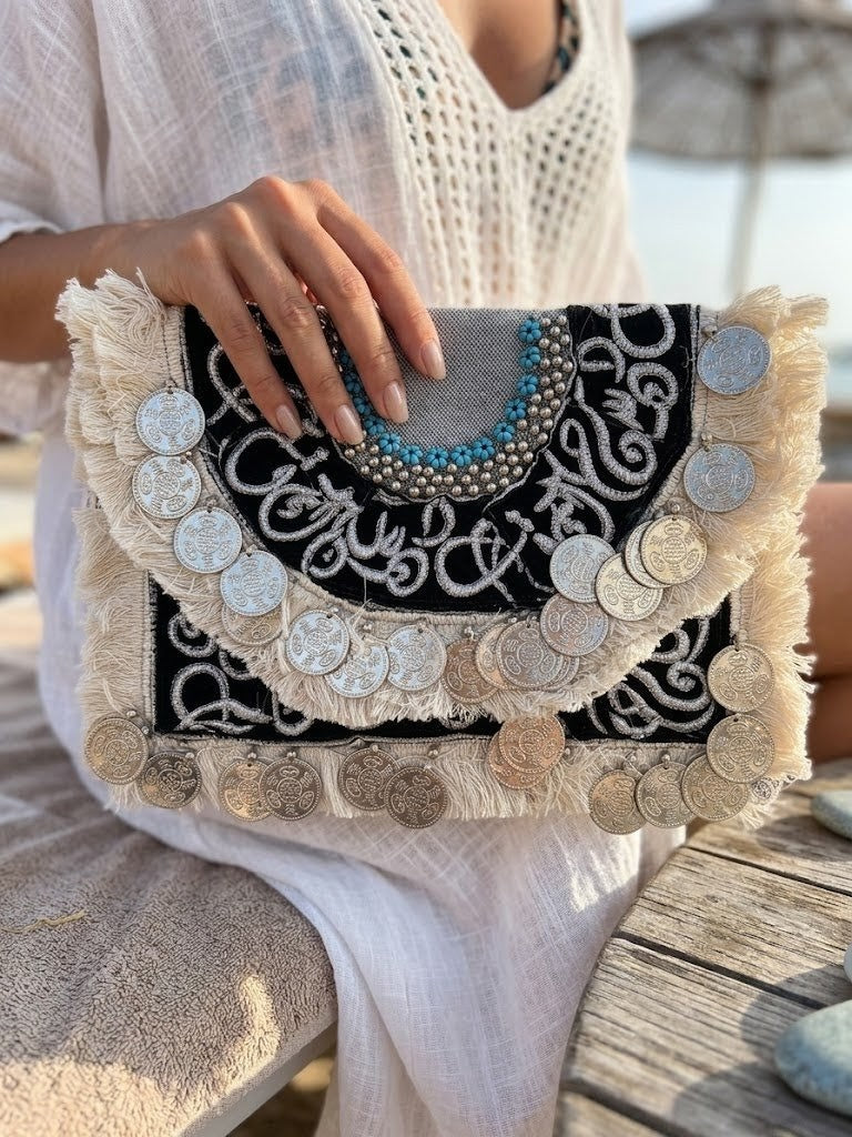 Summer clutch